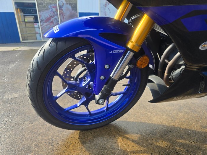 2019 Yamaha YZF-R3 Blue
