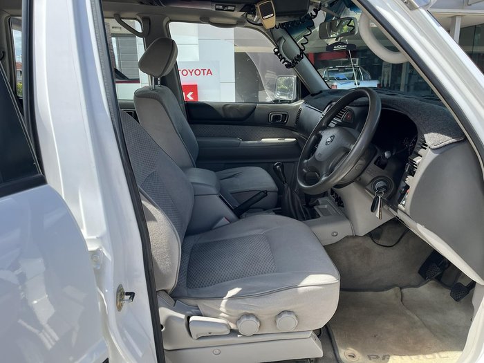 2003 Nissan Patrol ST GU III MY03 4X4 Dual Range White