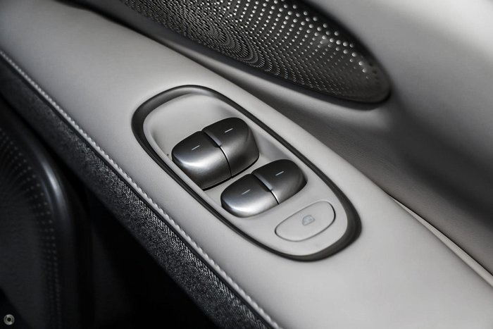 2025 MG IM6 Performance