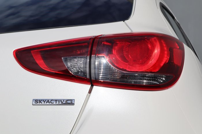 2025 Mazda 2 G15 Evolve