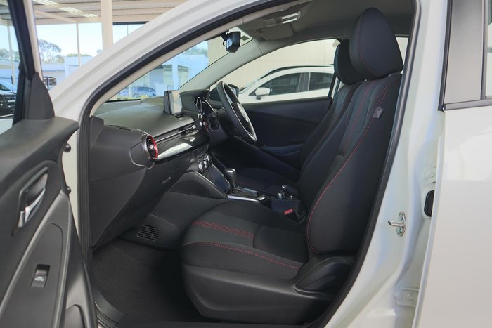 2025 Mazda 2 G15 Evolve