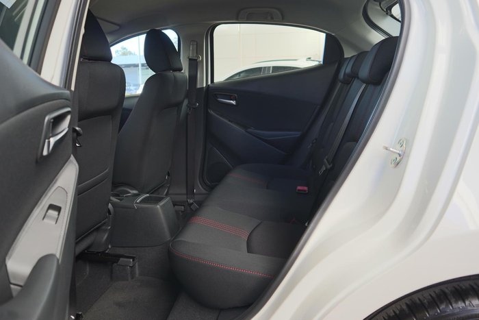 2025 Mazda 2 G15 Evolve