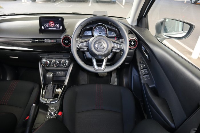 2025 Mazda 2 G15 Evolve