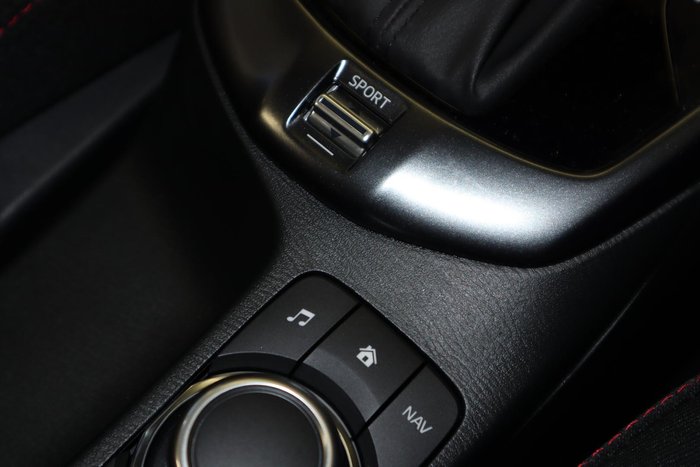 2025 Mazda 2 G15 Evolve