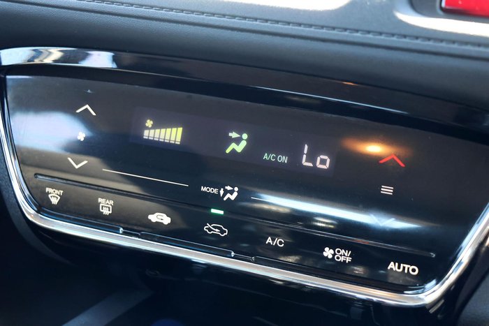 2016 Honda HR-V VTi-S