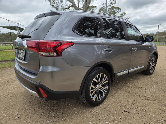 2018 Mitsubishi Outlander ES ADAS