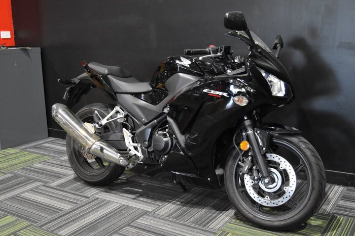 2015 Honda CBR300R Black