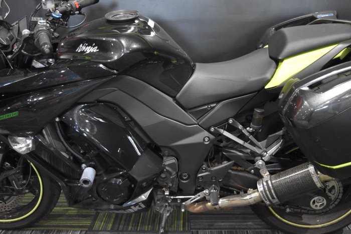 2016 Kawasaki NINJA 1000 Black