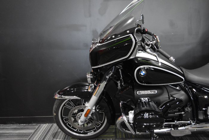 2024 BMW Motorrad R 18 TRANSCONTINENTAL Black