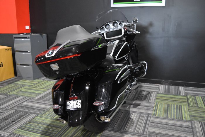 2024 BMW Motorrad R 18 TRANSCONTINENTAL Black