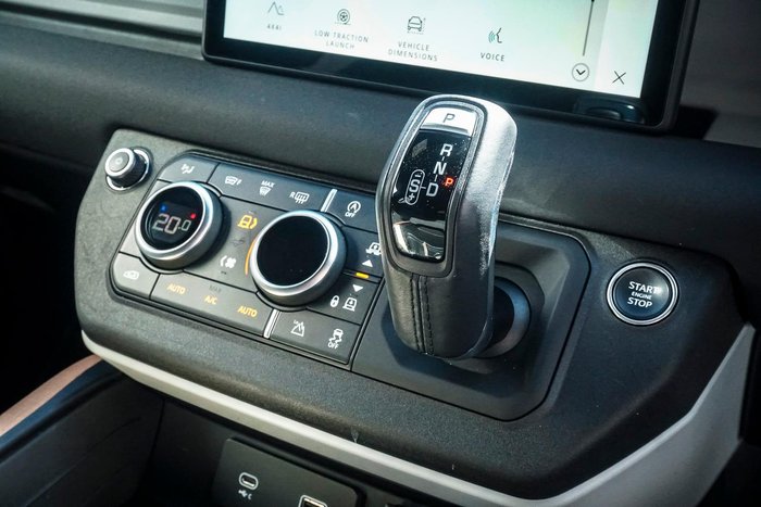 2022 Land Rover Defender 110 P400 S