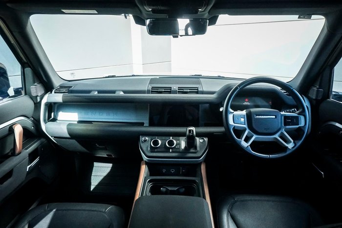 2022 Land Rover Defender 110 P400 S