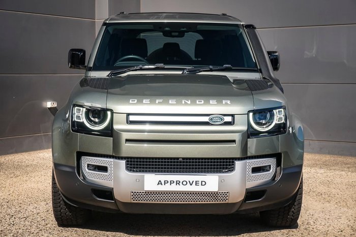 2022 Land Rover Defender 110 D300 SE