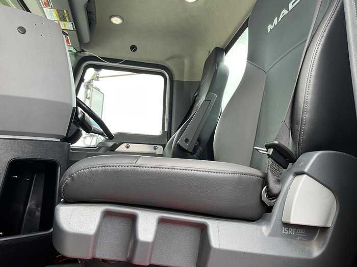 2023 Mack Clxt Superliner 214000Klm 4679 H 110 Rt $218000+Gst MACK CLXT SUPERLINER 685