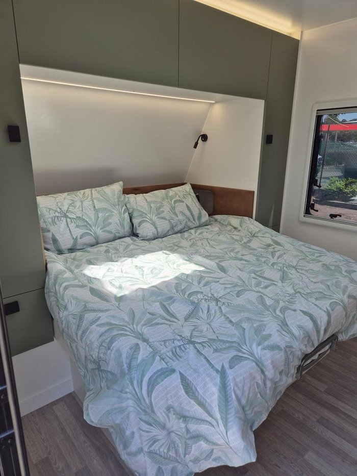 2025 New Age Caravans Manta Ray Mr16e Expedition My25 Full Offroad