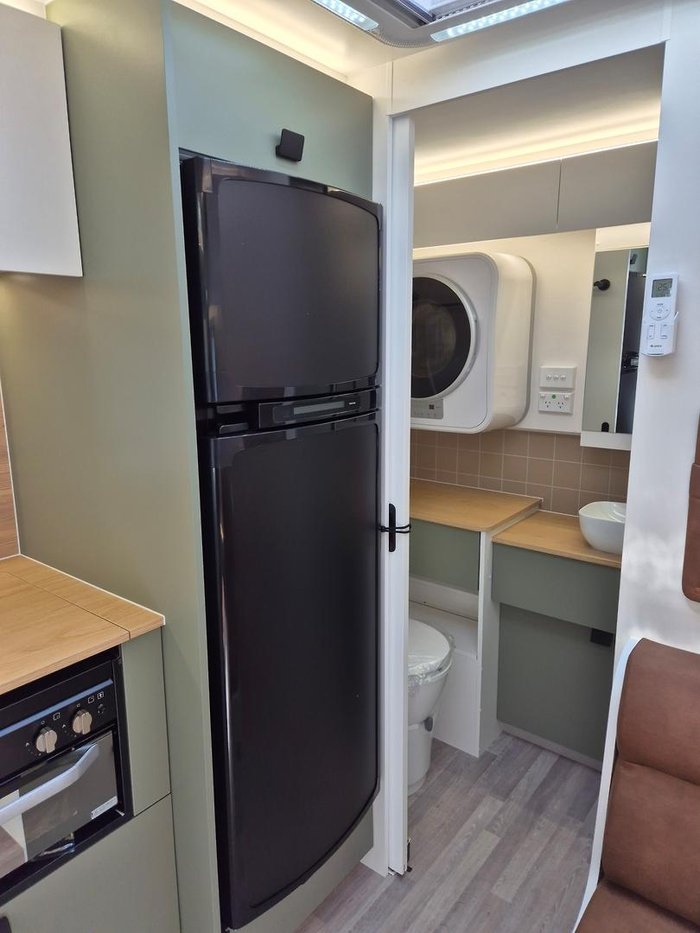 2025 New Age Caravans Manta Ray Mr16e Expedition My25 Full Offroad