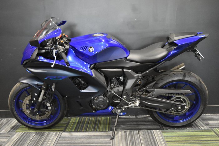 2023 Yamaha YZF-R7LA