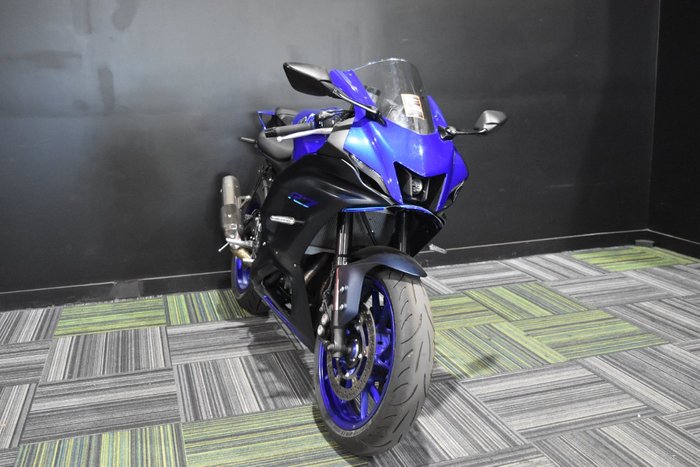 2023 Yamaha YZF-R7LA