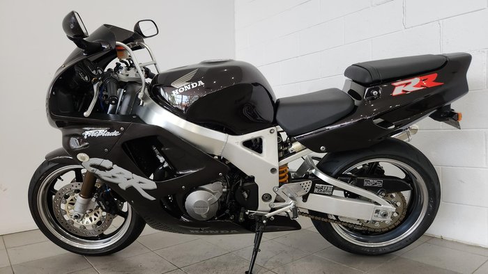 1995 Honda CBR900RR Fireblade (893cc) Fireblade Maroon