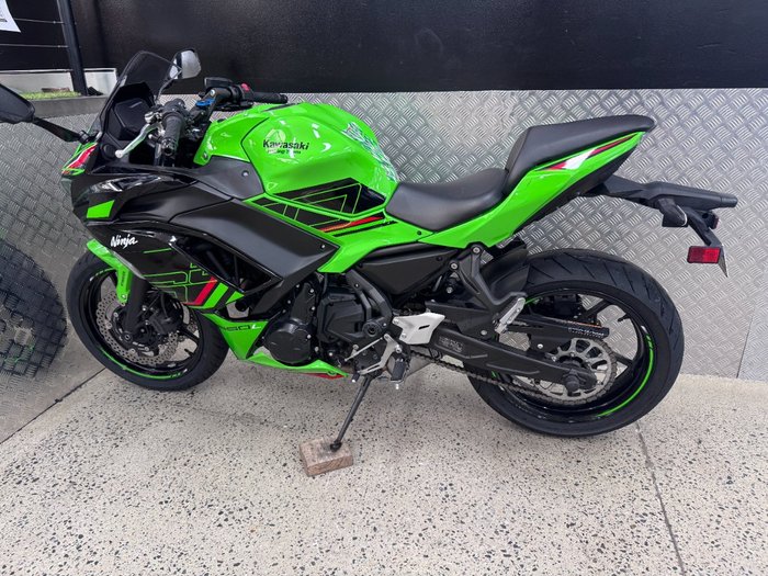 2024 Kawasaki NINJA 650L GREEN