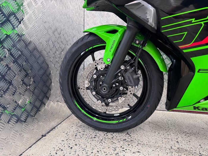 2024 Kawasaki NINJA 650L GREEN