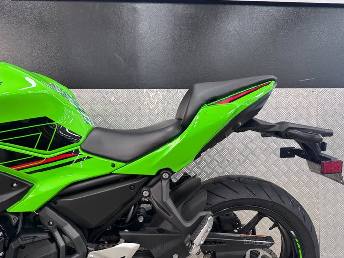 2024 Kawasaki NINJA 650L GREEN