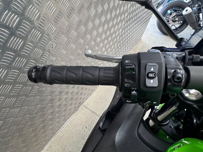 2024 Kawasaki NINJA 650L GREEN