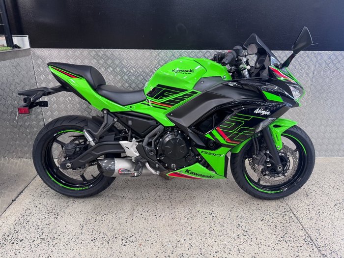 2024 Kawasaki NINJA 650L GREEN