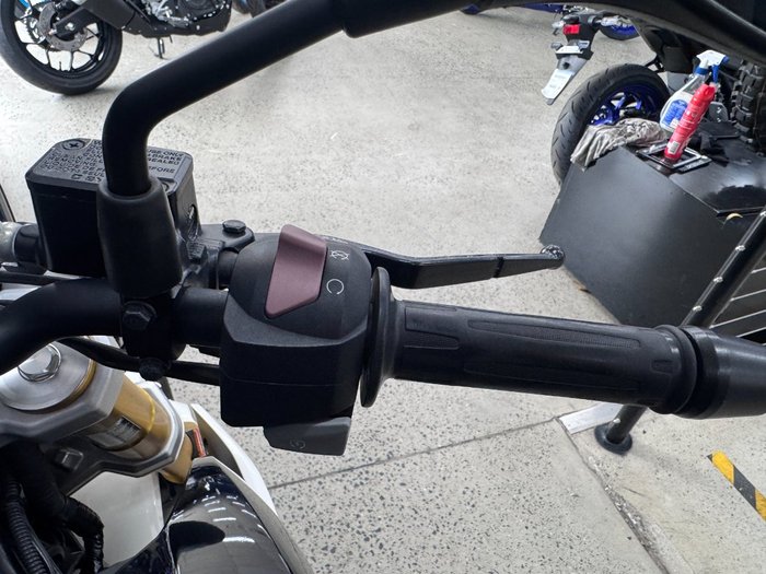 2018 BMW Motorrad G 310 R BLACK
