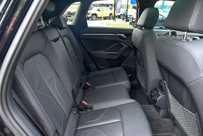 2021 Audi Q3 40 TFSI S line