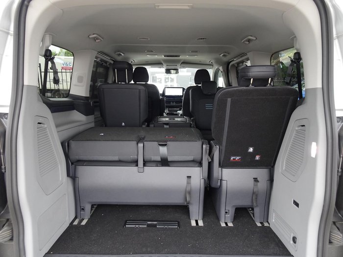 2024 Ford Tourneo Active AV 2025.25MY Moondust Silver