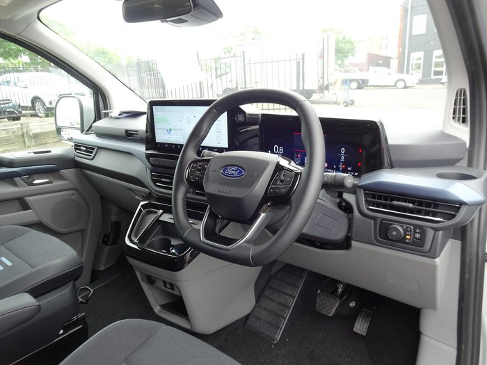 2024 Ford Tourneo Active AV 2025.25MY Moondust Silver