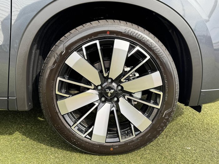 2025 Mitsubishi Outlander Exceed Tourer