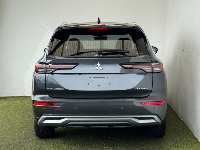 2025 Mitsubishi Outlander Exceed Tourer