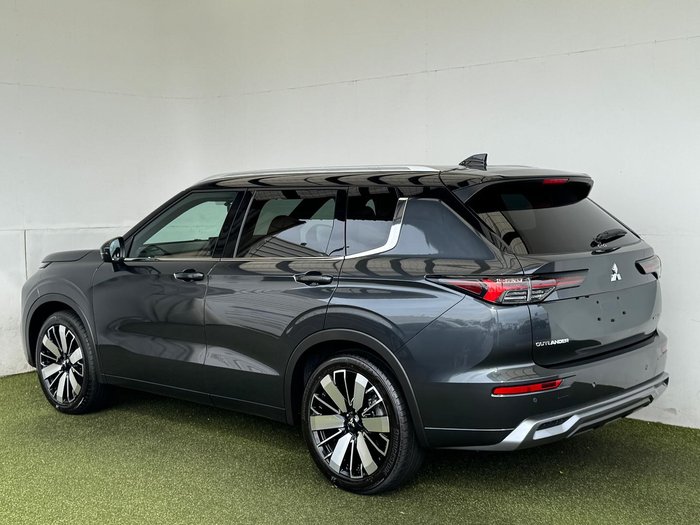 2025 Mitsubishi Outlander Exceed Tourer