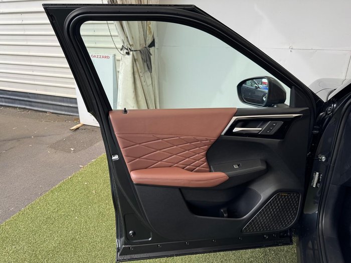 2025 Mitsubishi Outlander Exceed Tourer