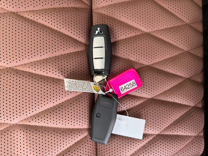 2025 Mitsubishi Outlander Exceed Tourer