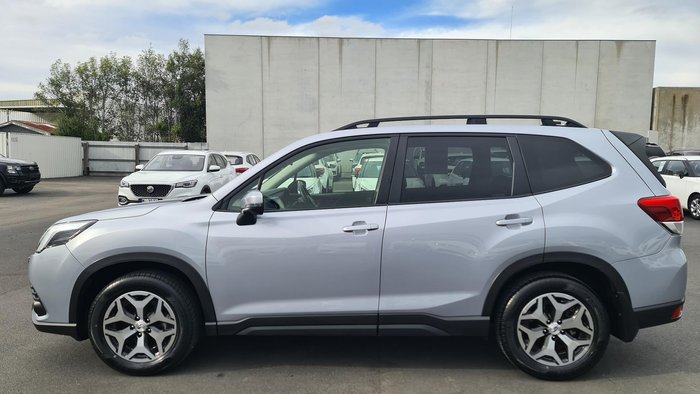 2024 Subaru Forester 2.5i