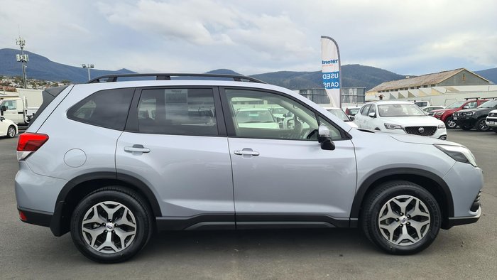 2024 Subaru Forester 2.5i