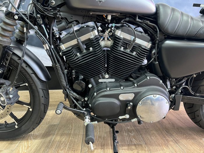 2018 HARLEY-DAVIDSON XL883N IRON 883 GREY