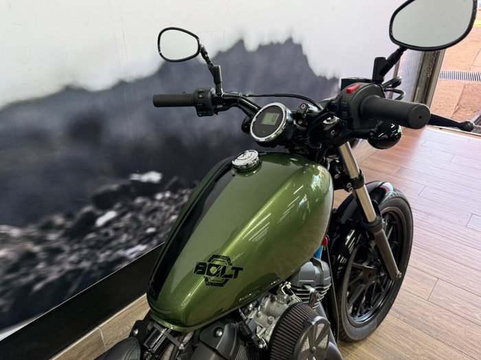 2014 Yamaha BOLT R-SPEC GREEN