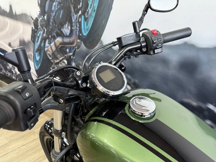 2014 Yamaha BOLT R-SPEC GREEN