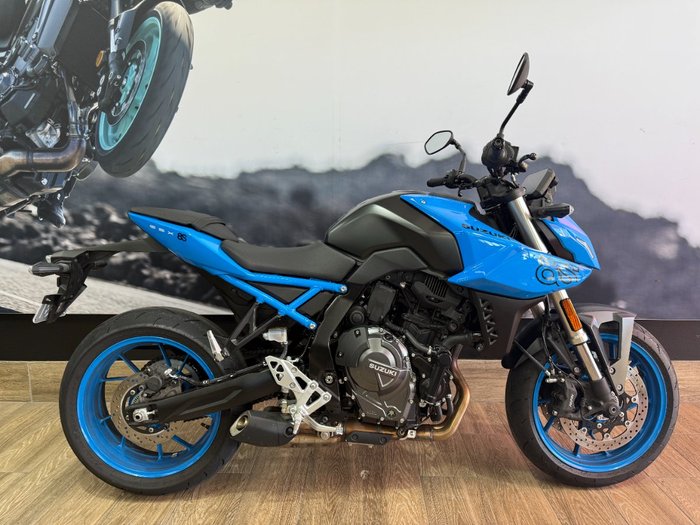 2024 Suzuki GSX-8S BLUE