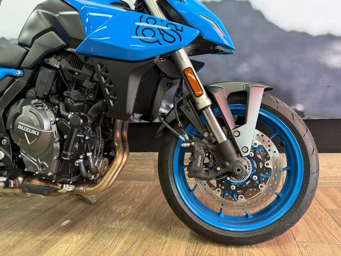 2024 Suzuki GSX-8S BLUE