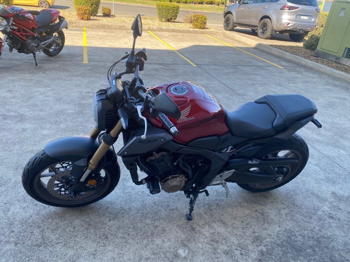 2023 Honda CB650R Red