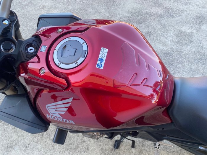 2023 Honda CB650R Red