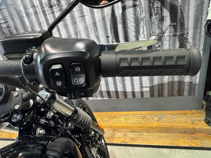 2025 Harley-davidson FXBB STREET BOB (117) Vivid Black