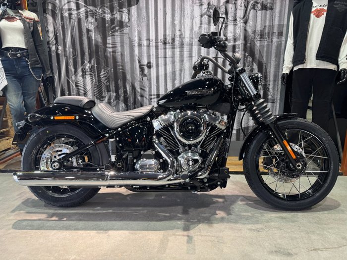 2025 Harley-davidson FXBB STREET BOB (117) Vivid Black