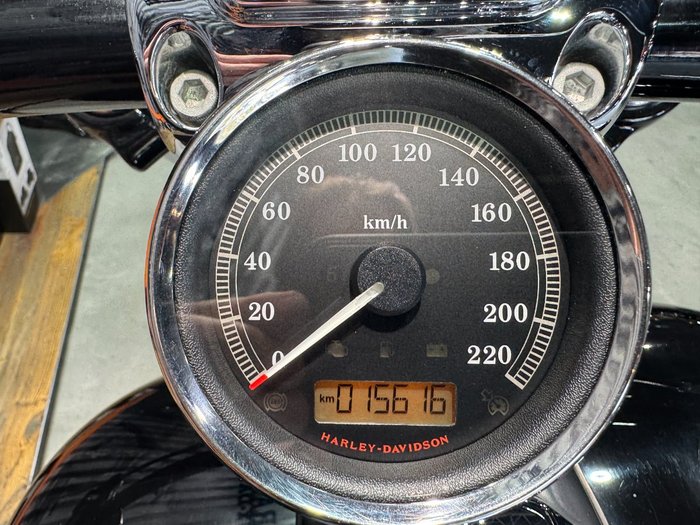 2016 Harley-davidson FXSB SOFTAIL BREAKOUT Black
