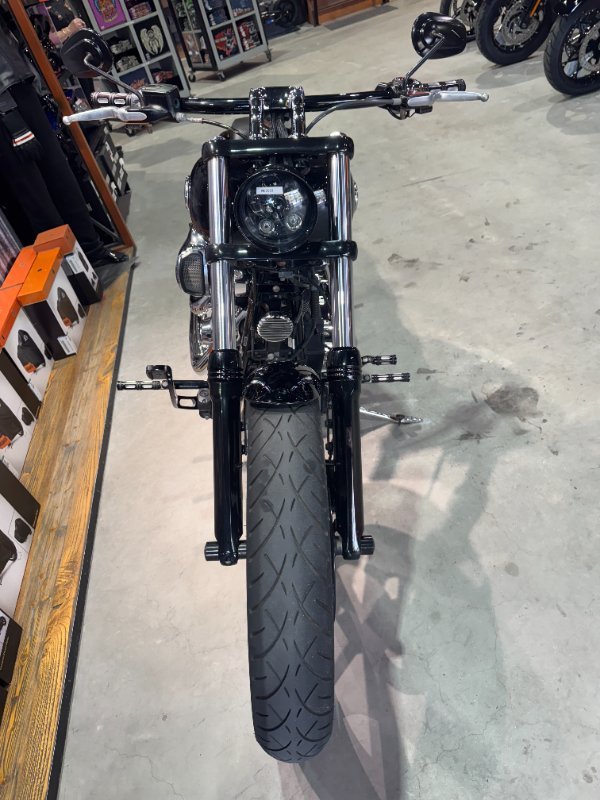 2016 Harley-davidson FXSB SOFTAIL BREAKOUT Black
